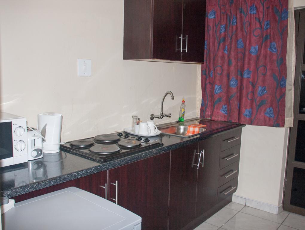 Tribute Guest House Matala Maseru Extérieur photo